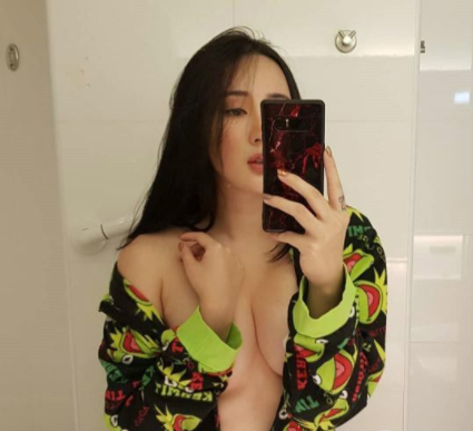 护理师黄静性感尺度没在怕！只要「乳晕以内」打马，不被检举就行