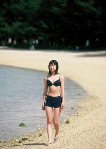 反正妹子多的是，现在我五元就可以买走你的写真